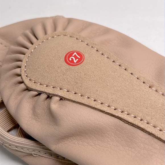 🌻4/$20 Ballet Slippers for Toddlers Full Cowhide Sole Crossbands Size 4 Yrs 10 - Picture 9 of 12